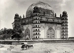 Images Dated 8th February 2021: The Gol Gumbaz Bijapur, India