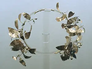 Thrace Prints: Gold crown of leaves. Thrace. 5th B. C