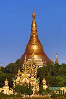 Gold stupa of the Shwedagon Pagoda, Yangon, Myanmar
