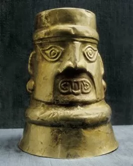 Precolumbian Collection: Golden portrait vessel. Pre-Inca civilization, Peru