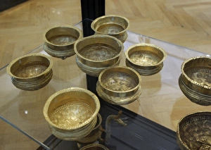 Goldsmith Gallery: Golden vessels. Denmark. The Late Bronze Age. 800-400 BC. Na