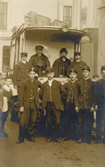 GPO Post Office workers and GWR motor bus, London