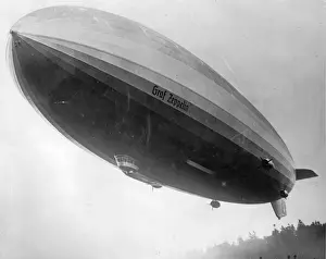 Graf Prints: The Graf Zeppelin II LZ 130