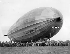 Zeppelin Gallery: The Graf Zeppelin LZ 127 landed at Hanworth Aero Park