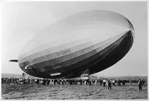 Zeppelin Collection: Graf Zeppelin Takeoff