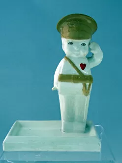 Images Dated 3rd February 2012: Grafton china figure of a baby dressed as a WWI Tommy