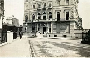Images Dated 22nd April 2021: A Grand Apartment Block on Hyde Park Gardens, London. Date: 1909