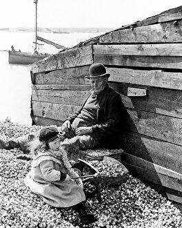 Images Dated 18th March 2019: Grandad and grandaughter, Leigh on Sea