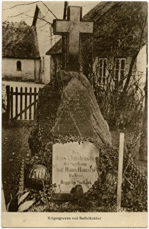 Images Dated 1st July 2016: Grave of two soldiers at Boffelkobbel, Sonderborg, Denmark