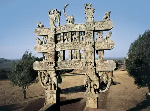 Great Stupa. 3rd BC. INDIA. Sanchi. Northern