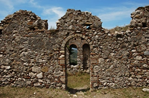 Images Dated 3rd June 2007: Greece. Mystras. Monastery of Agia Sophia. Ruins of refector
