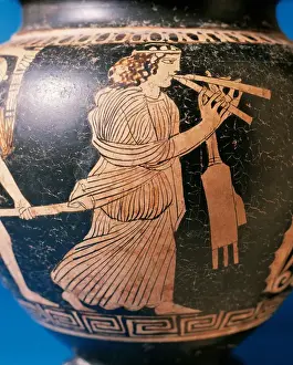 Greek Art. Classic period. 5th century B. C. Red-figure potte