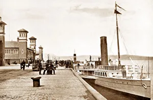 Greenock Prints: Greenock Princes Pier early 1900s