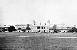 Images Dated 11th August 2011: Greenwich Queens Hse