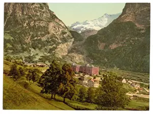 Grindelwald Prints: Grindelwald, Hotel Baren, Bernese Oberland, Switzerland Grin