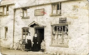 Grocers Gallery: Grocers Shop of S.J. Dunsford, Thought to be at Crickhowell
