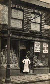 Images Dated 16th December 2015: Grocery shop and general store