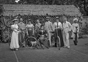 Roofing Prints: Group of colonials with Indian servant