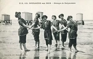 Boulogne Collection: Group of Female Bathers at Boulogne-sur-Mer, France