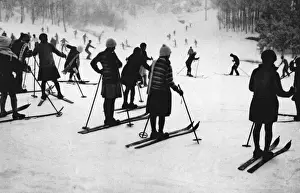 Activities Prints: A group of people skiing