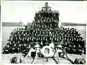 Flow Gallery: Group photo, HMS Musketeer, Scapa Flow, WW2