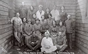 Images Dated 3rd February 2017: Group photo, Yatesbury Camp, near Calne, Wiltshire, WW1