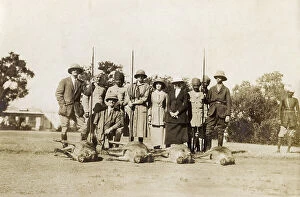 Abroad Collection: Group photograph: hunting wild boar, India