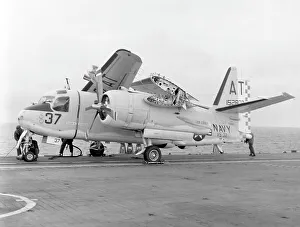 Tracker Prints: Grumman S-2E Tracker 152802