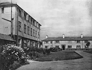 Herts Prints: Guessens Court, Welwyn Garden City, Hertfordshire
