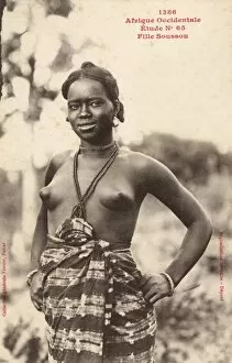 Images Dated 10th January 2011: Guinea, Africa - A Susu Girl