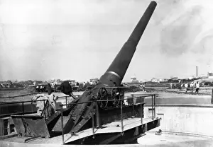 Gun of Tirpitz Battery in firing position, Ostend, WW1