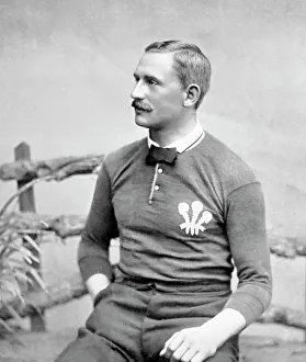 H Packer