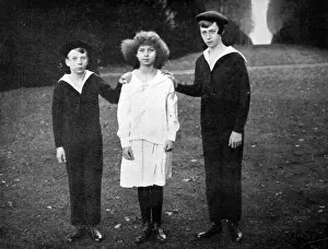 At Hackwood Park while their parents are at the front: The children of the King