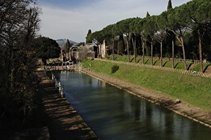 Images Dated 10th March 2009: Hadrians Villa. The Canopus. 2nd century. Italy