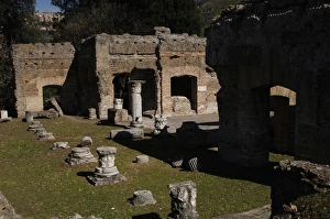 Images Dated 10th March 2009: Hadrians Villa. The Greek and Latin Libraries. 2nd century