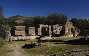 Images Dated 10th March 2009: Hadrians Villa. The Greek and Latin Libraries. 2nd century
