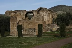 Images Dated 10th March 2009: Hadrians Villa. The Heliocaminus Baths. 2nd century. Italy