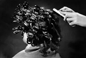 Painful Gallery: Hair Curling Clips