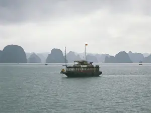 Halong Bay, Quang Nin, Vietnam