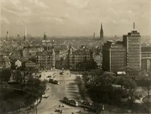 Spires Prints: Hamburg, Germany - Karl-Muck-Platz