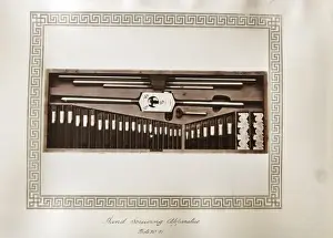 Screwing Prints: Hand screwing apparatus