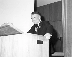 Handel Davies CB CEng FRAeS (1912-2003) RAeS President