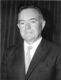 Handel Davies CB CEng FRAeS (1912-2003) RAeS President