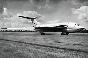 Past Prints: Handley Page HP-80 Victor