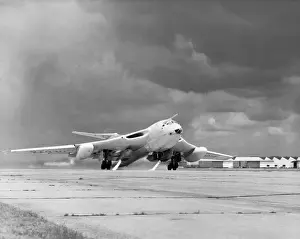 Handley Page HP-80 Victor