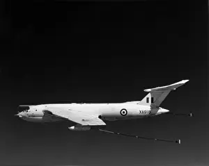 Handley Page HP-80 Victor