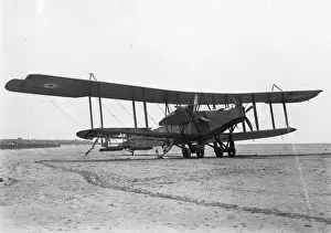 Handley Page O / 100 3125 showing the lower-wing damage