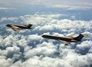 Handley Page Victor K. 2 XM717 refuelling Vickers VC10