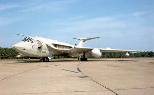 Images Dated 21st April 2021: Handley Page Victor K.2 XL164