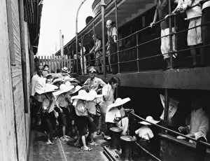 Evacuated Prints: Hankou children evacuated